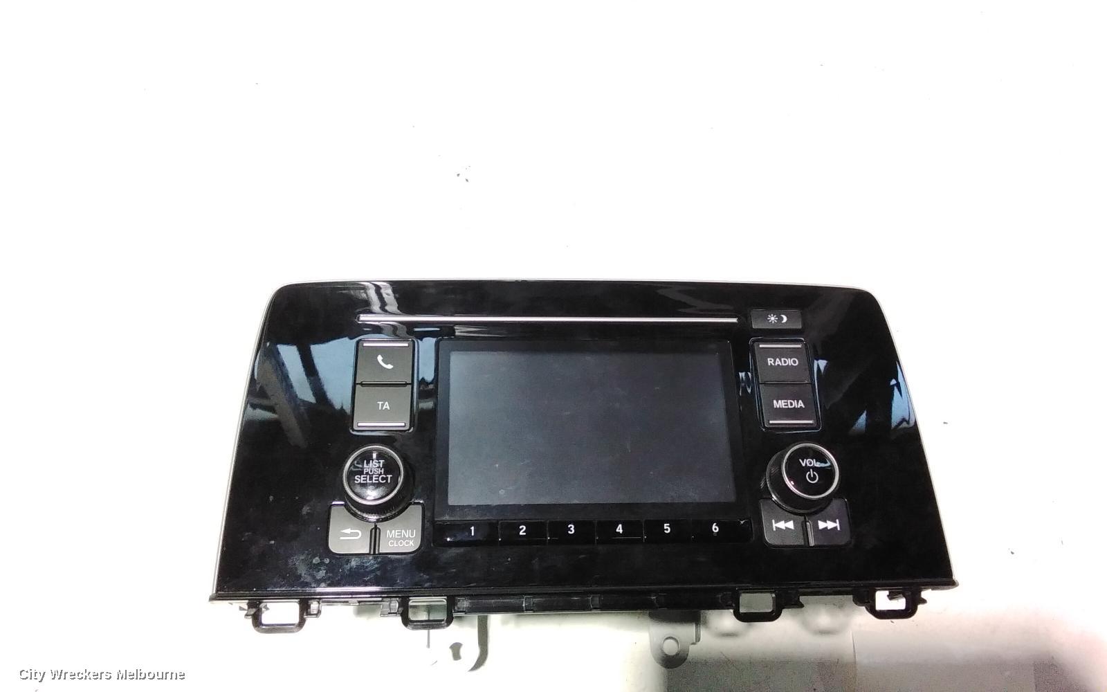 HONDA CRV RADIO/CD/DVD/SAT/TV, 5IN, TOUCHSCREEN DISPLAY, NON SAT NAV TYPE, RW, 05/2017 ONWARDS