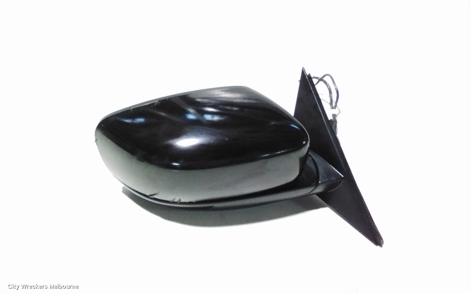 CHRYSLER 300C RIGHT DOOR MIRROR, LX, COLOUR CODED, 12/2011 - 12/2021