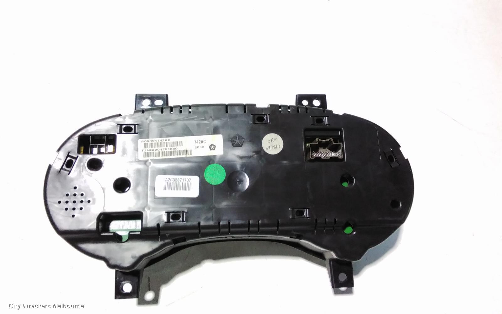 CHRYSLER 300C INSTRUMENT CLUSTER, PETROL, 3.6, LX2, 07/2012 - 12/2014