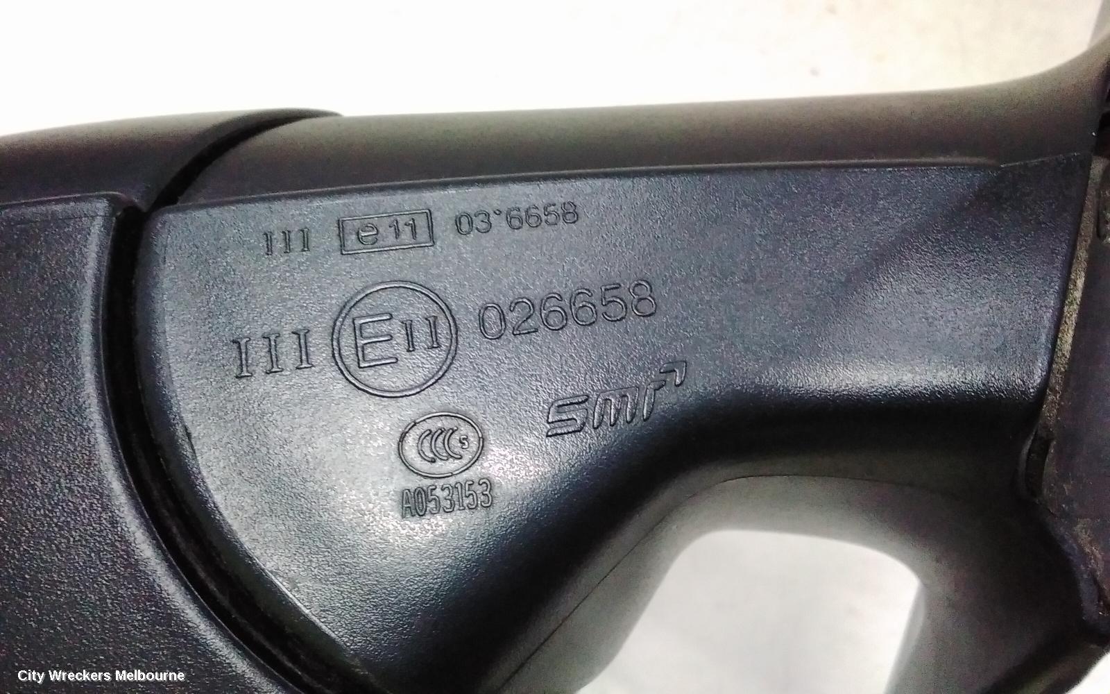 VOLKSWAGEN JETTA RIGHT DOOR MIRROR, 1B, POWER FOLD (6XP CODE), 02/2011 - 10/2014