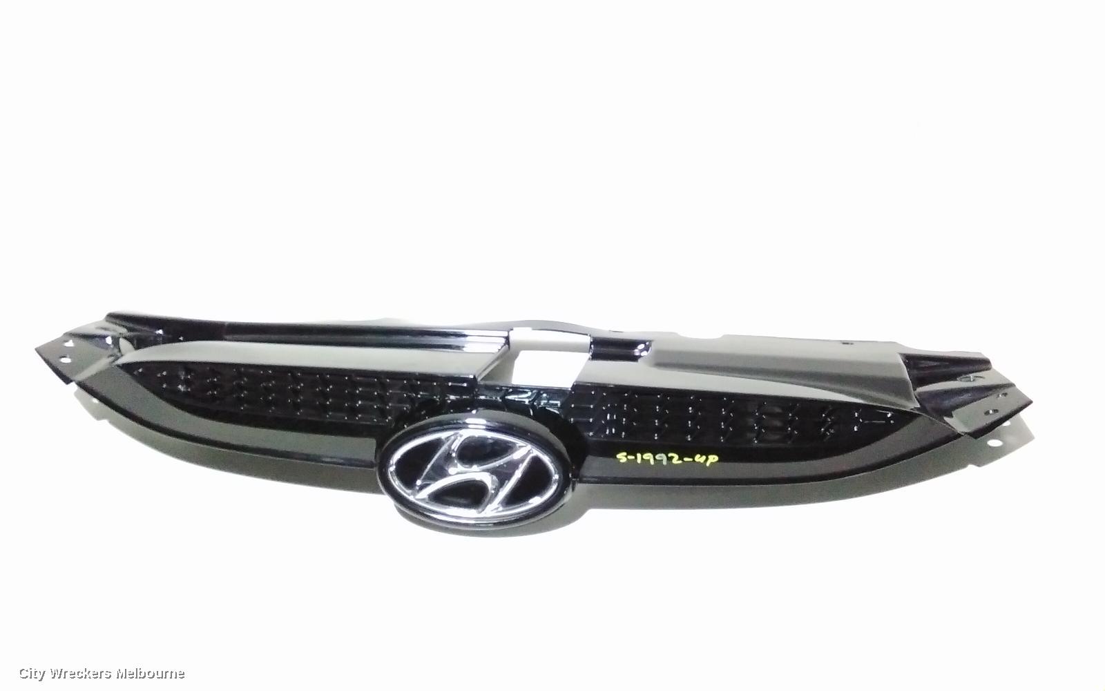 HYUNDAI IX35 GRILLE, BUMPER GRILLE, LM SERIES, ELITE/HIGHLANDER, 11/2009 - 01/2016
