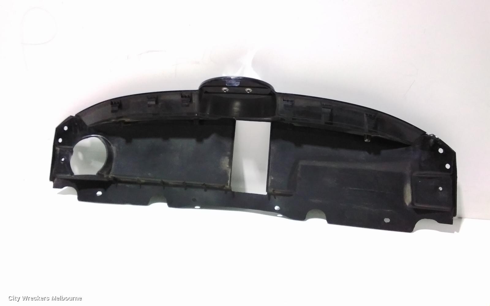HYUNDAI IX35 GRILLE, BUMPER GRILLE, LM SERIES, ELITE/HIGHLANDER, 11/2009 - 01/2016