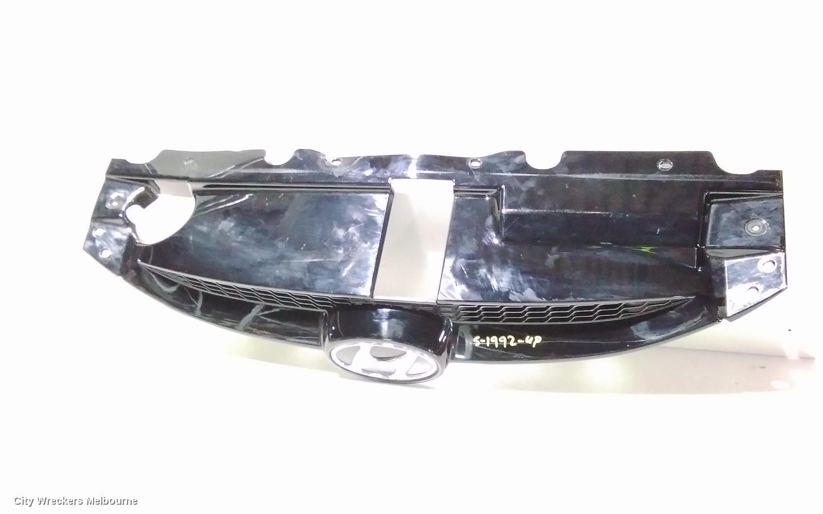 HYUNDAI IX35 GRILLE, BUMPER GRILLE, LM SERIES, ELITE/HIGHLANDER, 11/2009 - 01/2016