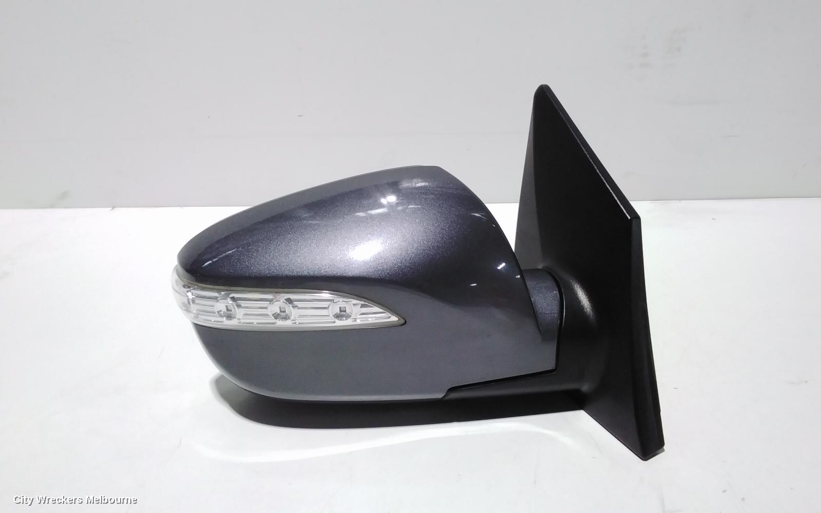 HYUNDAI IX35 RIGHT DOOR MIRROR, LM SERIES, POWER FOLD (8 PIN), 11/2009 - 01/2016