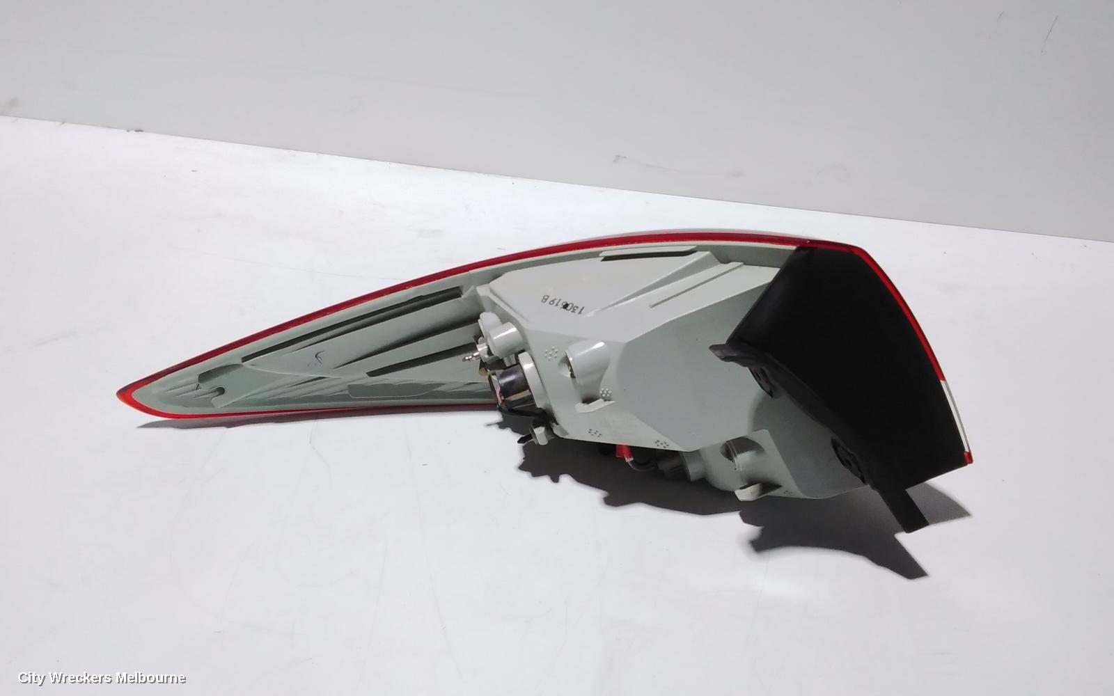 HYUNDAI IX35 RIGHT TAILLIGHT, LM SERIES (VIN KMHJ), IN BODY, 11/2009 - 01/2016