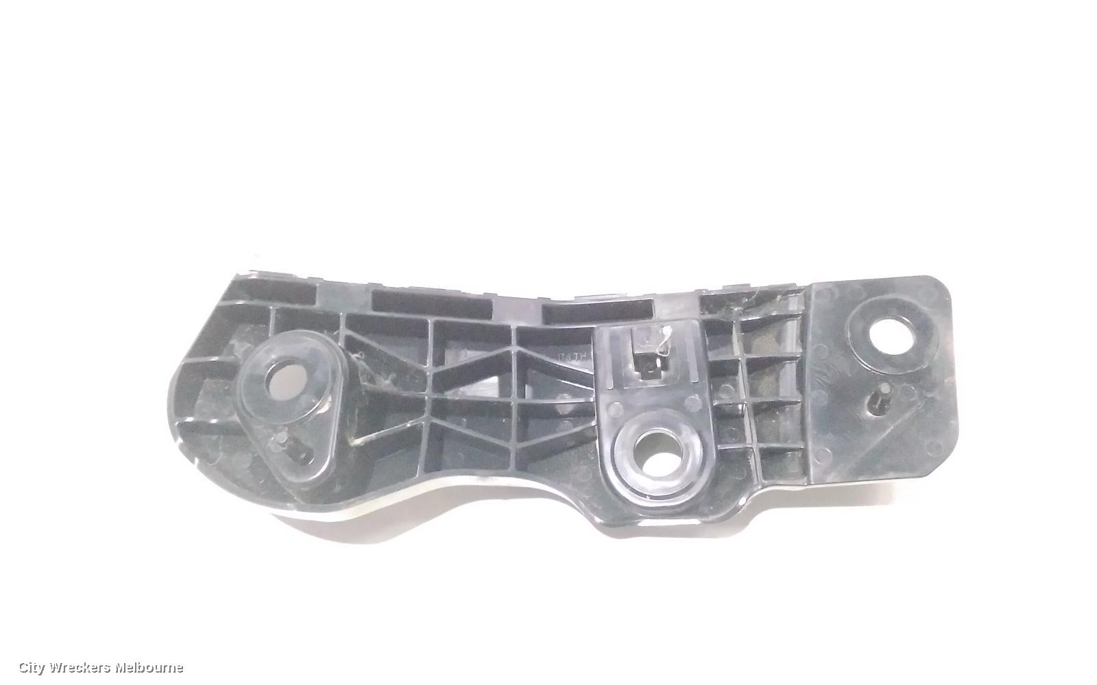 MAZDA CX5, KF, 02/2017 - 03/2026, RHF BAR RETAINER : 89451