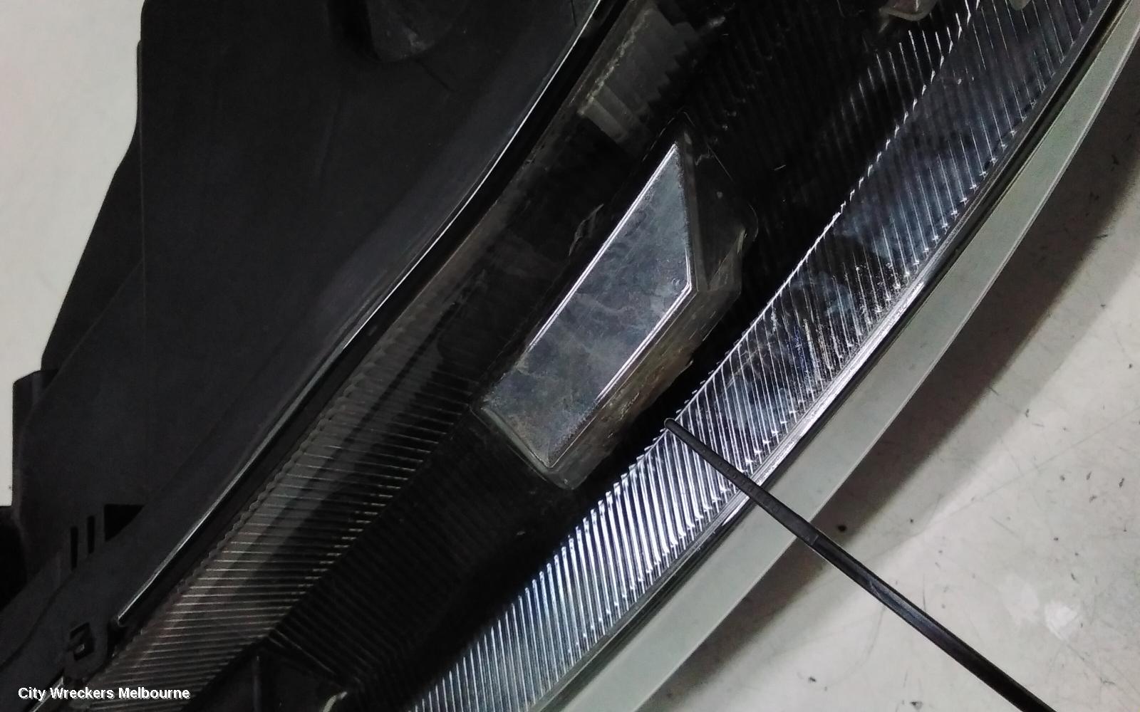SKODA RAPID RIGHT HEADLAMP, NH, NON AUTO LIGHT SENSITIVE TYPE, 05/2014 - 12/2020