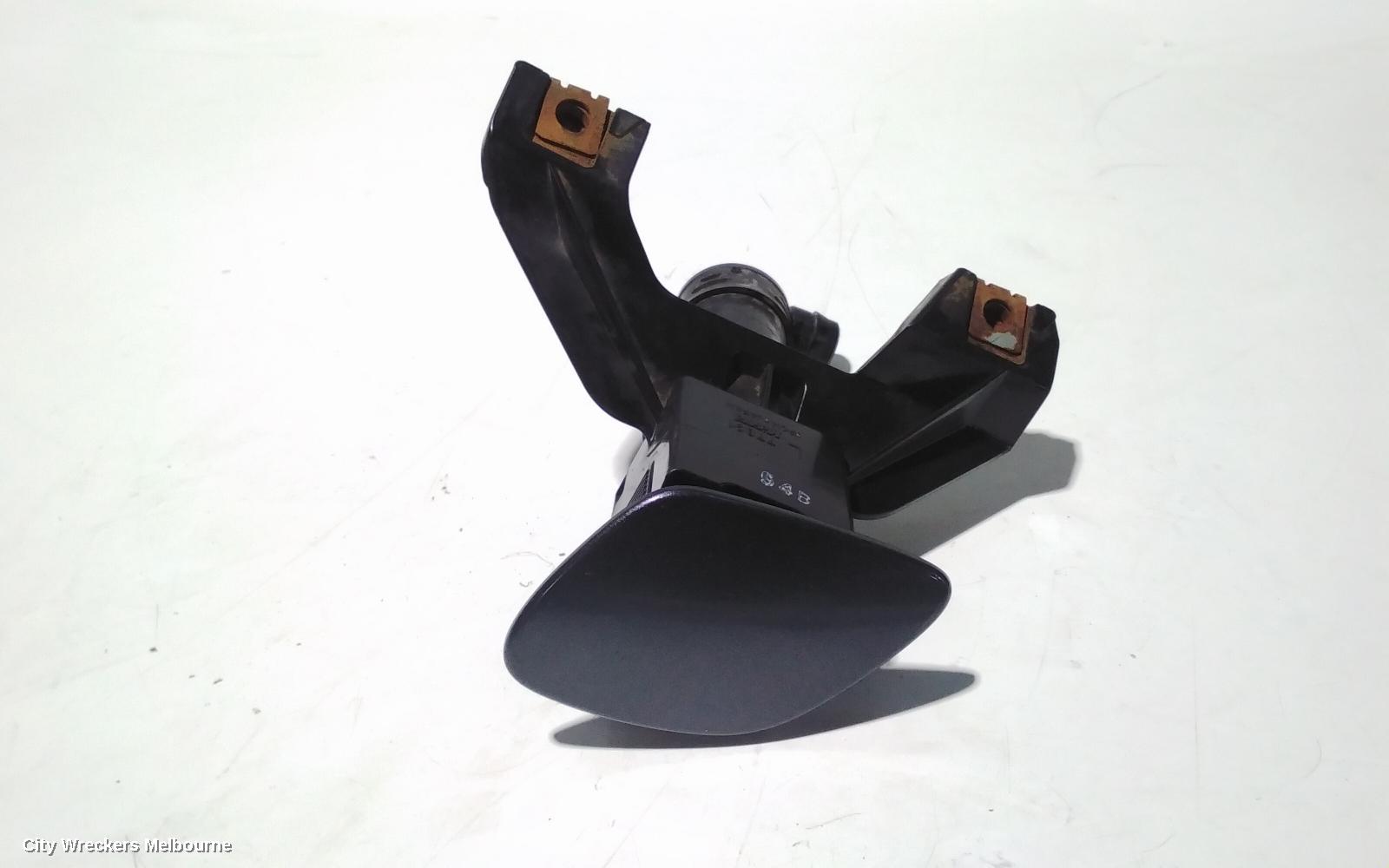 LEXUS RX SERIES WASHER JET, XU30, 01/2003 - 02/2009