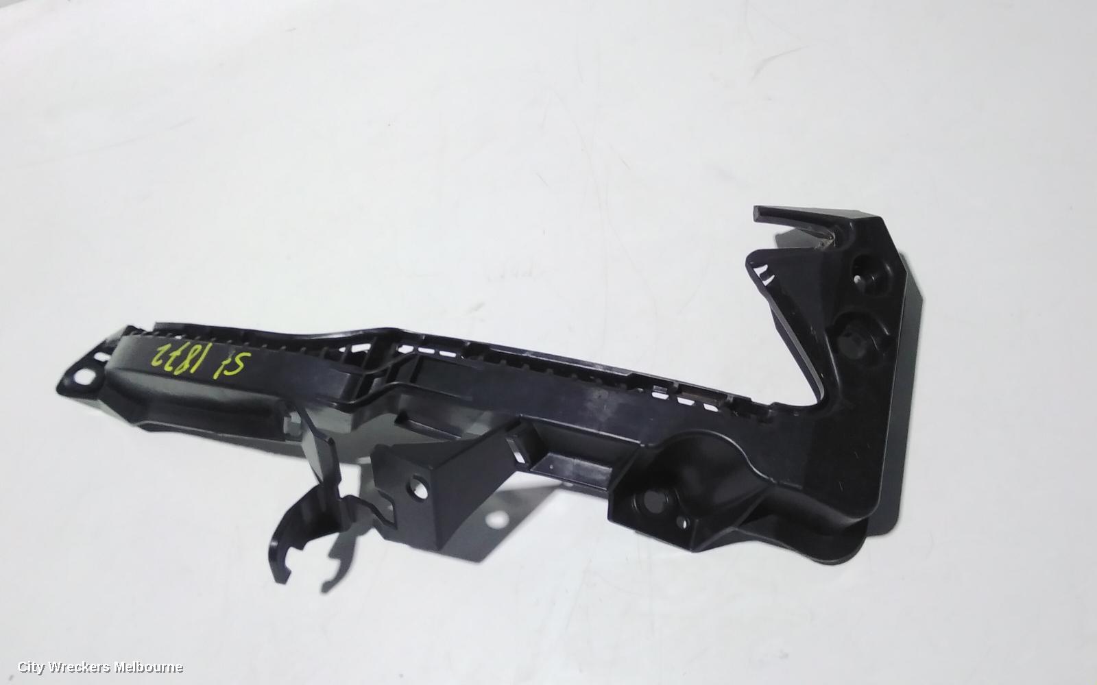 SUBARU OUTBACK, 6TH GEN, 08/2014 - 12/2020, RH HEAD LIGHT BRAKET: 89466