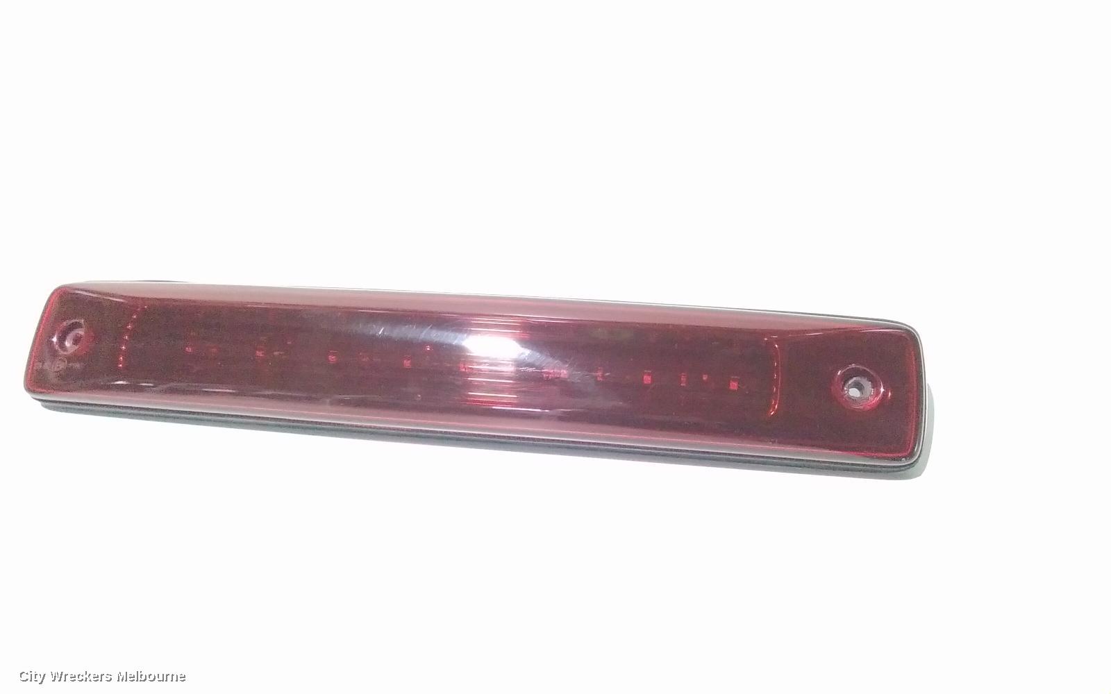 HOLDEN COLORADO HIGH LEVEL STOPLIGHT, RG, 06/2012 - 12/2020
