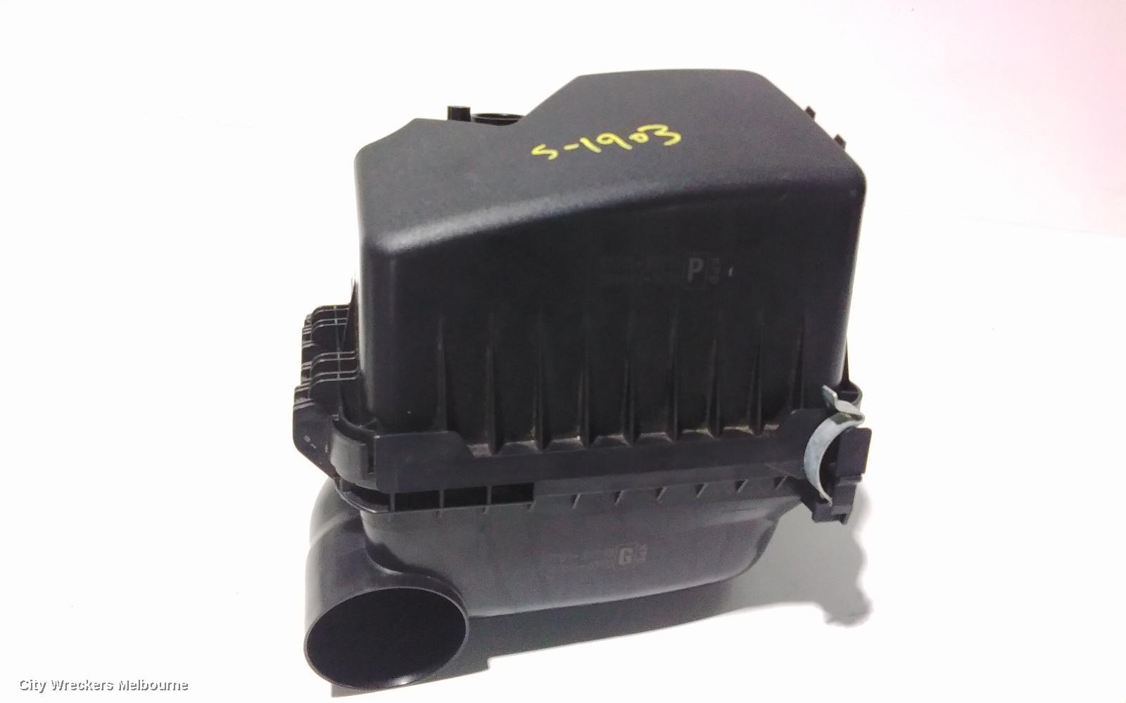 TOYOTA COROLLA AIR CLEANER/BOX, AIR CLEANER, ZRE182R, HATCH, 10/2012 - 06/2018