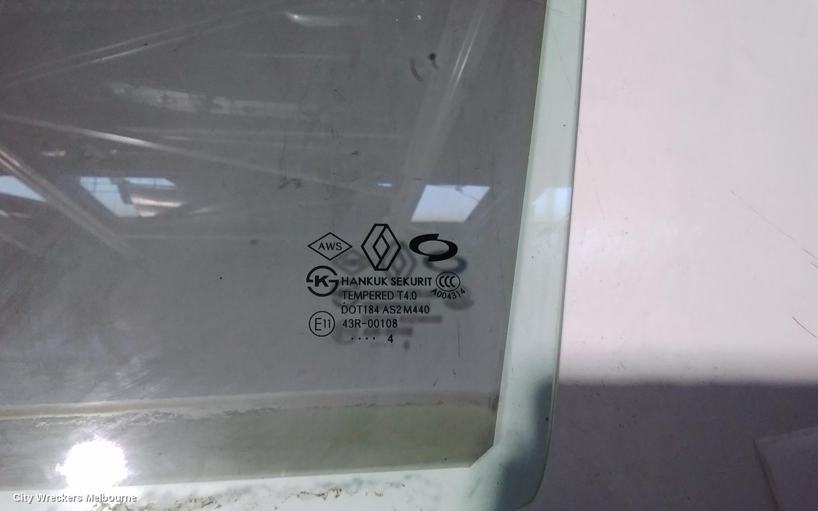 RENAULT KALEOS LEFT FRONT DOOR WINDOW, H45, WAGON, 09/2008 - 04/2016