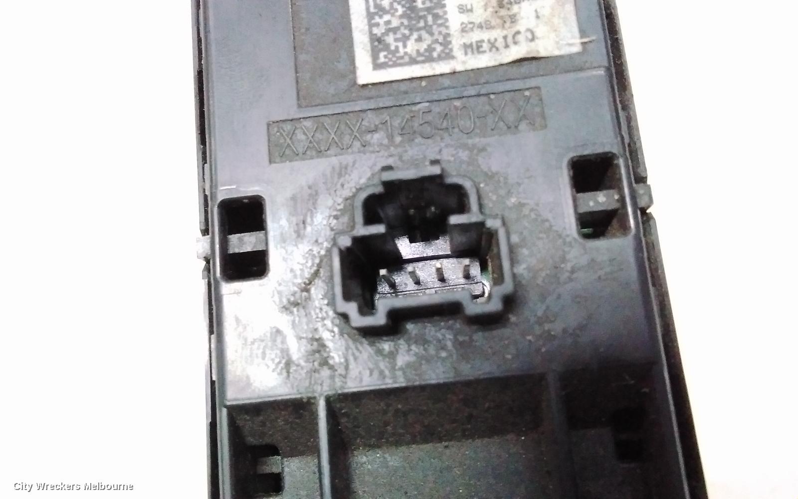 FORD FOCUS PWR DR WIND SWITCH, RH FRONT (MASTER SWITCH), SA, 10/2018 - 06/2021