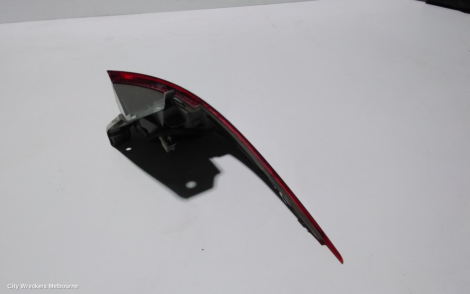 TOYOTA ESTIMA LEFT TAILLIGHT, XR50, RED/CLEAR, LENS# 28-193, 05-19 (IMPORT)