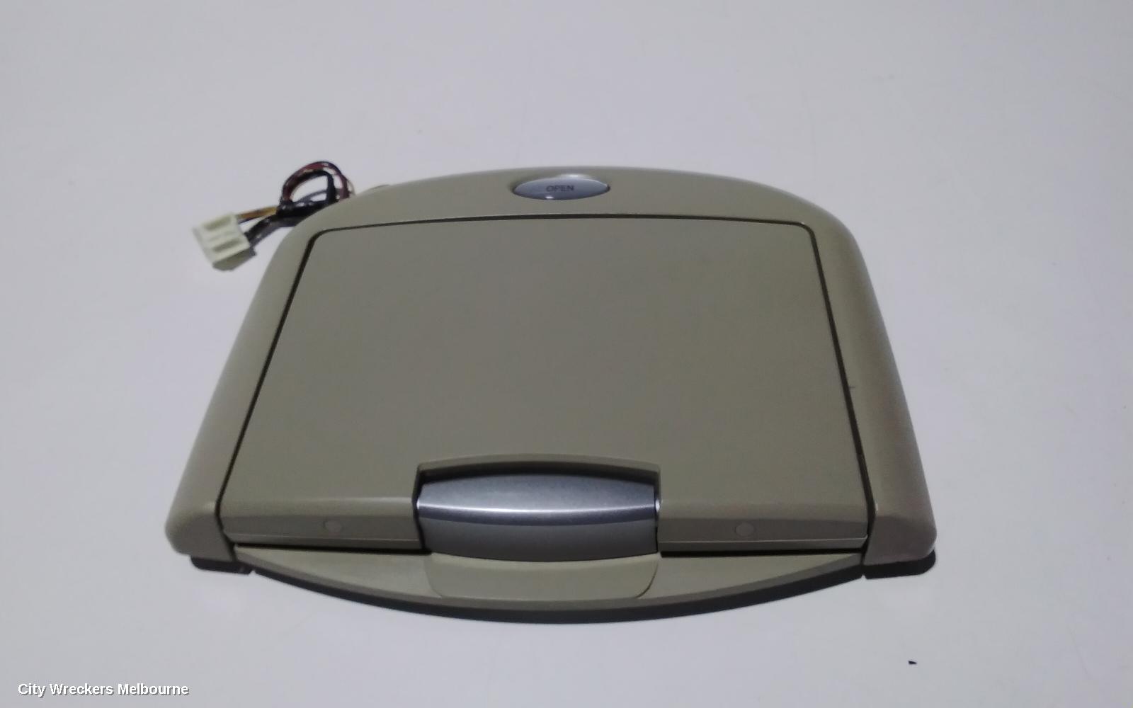 TOYOTA ESTIMA RADIO/CD/DVD/SAT/TV, XR50, 05-19