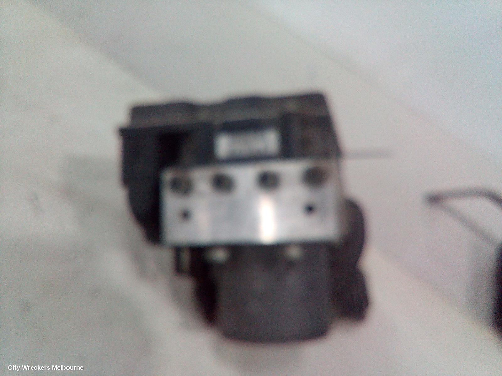 TOYOTA TARAGO ABS PUMP/MODULATOR, ACR50R, P/N 4454028010, 03/2006 - 06/2020