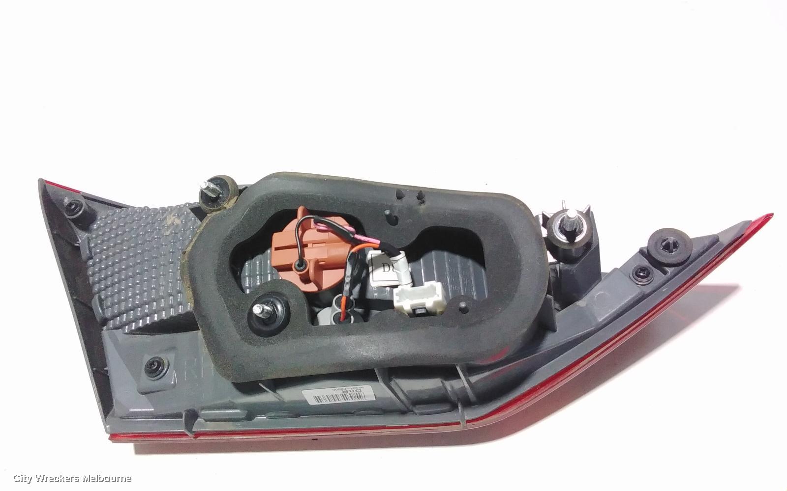 HYUNDAI ELANTRA REAR GARNISH, BOOTLID LAMP (RH SIDE), AD, STANDARD TYPE, 12/2015 - 09/2018