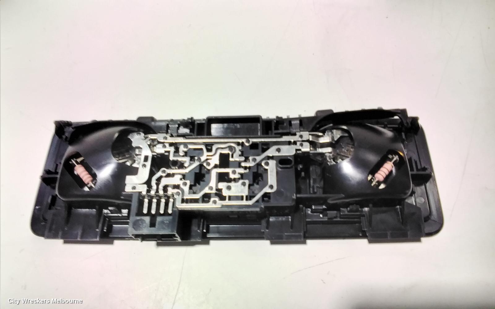 VOLKSWAGEN PASSAT COURTESY LIGHT, B8/MK7, 06/2015 - 05/2023