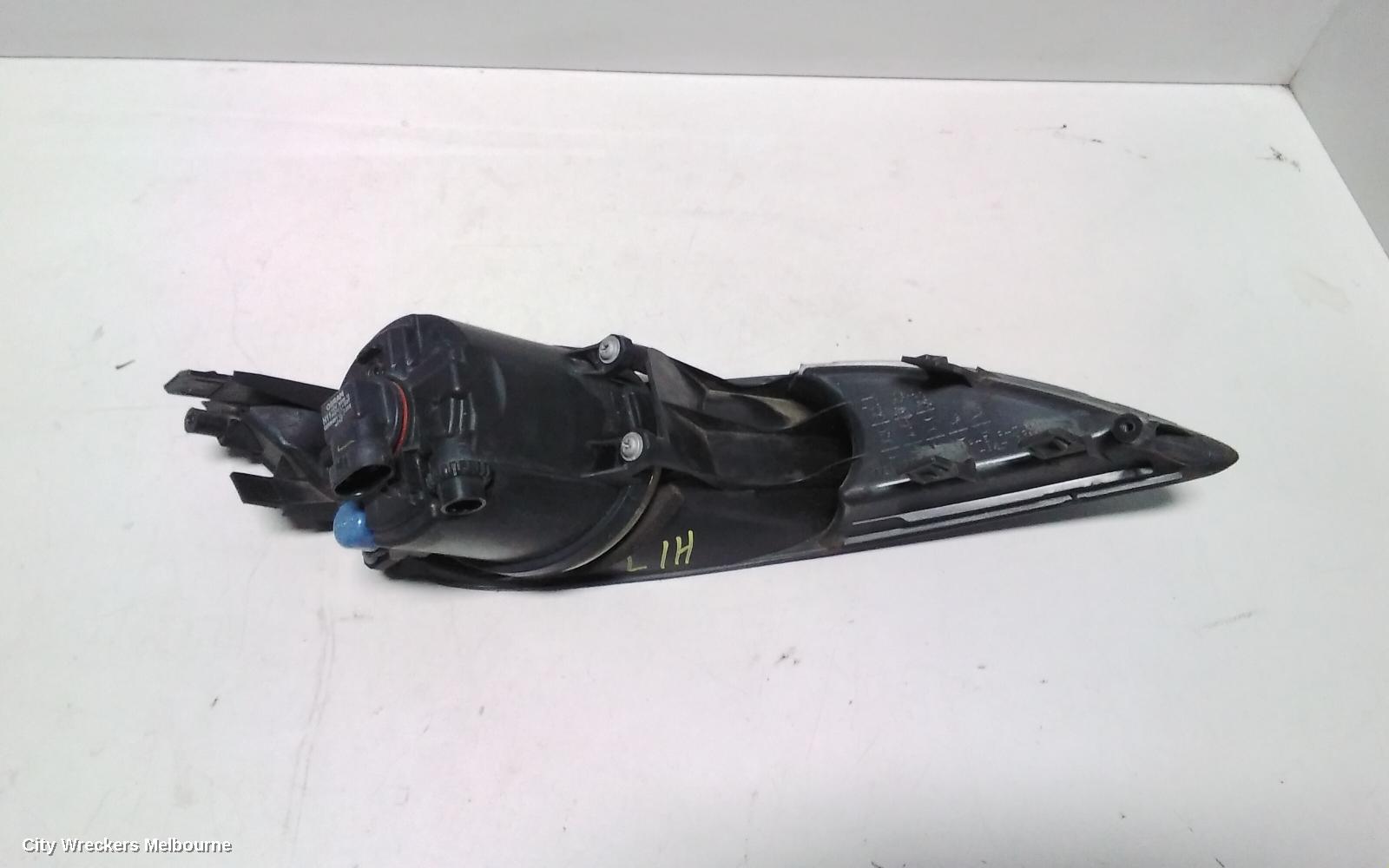 TOYOTA COROLLA LEFT INDICATOR/FOG/SIDE, BUMPER FOGLAMP, ZRE152R, HATCH, 03/2007 - 10/2009