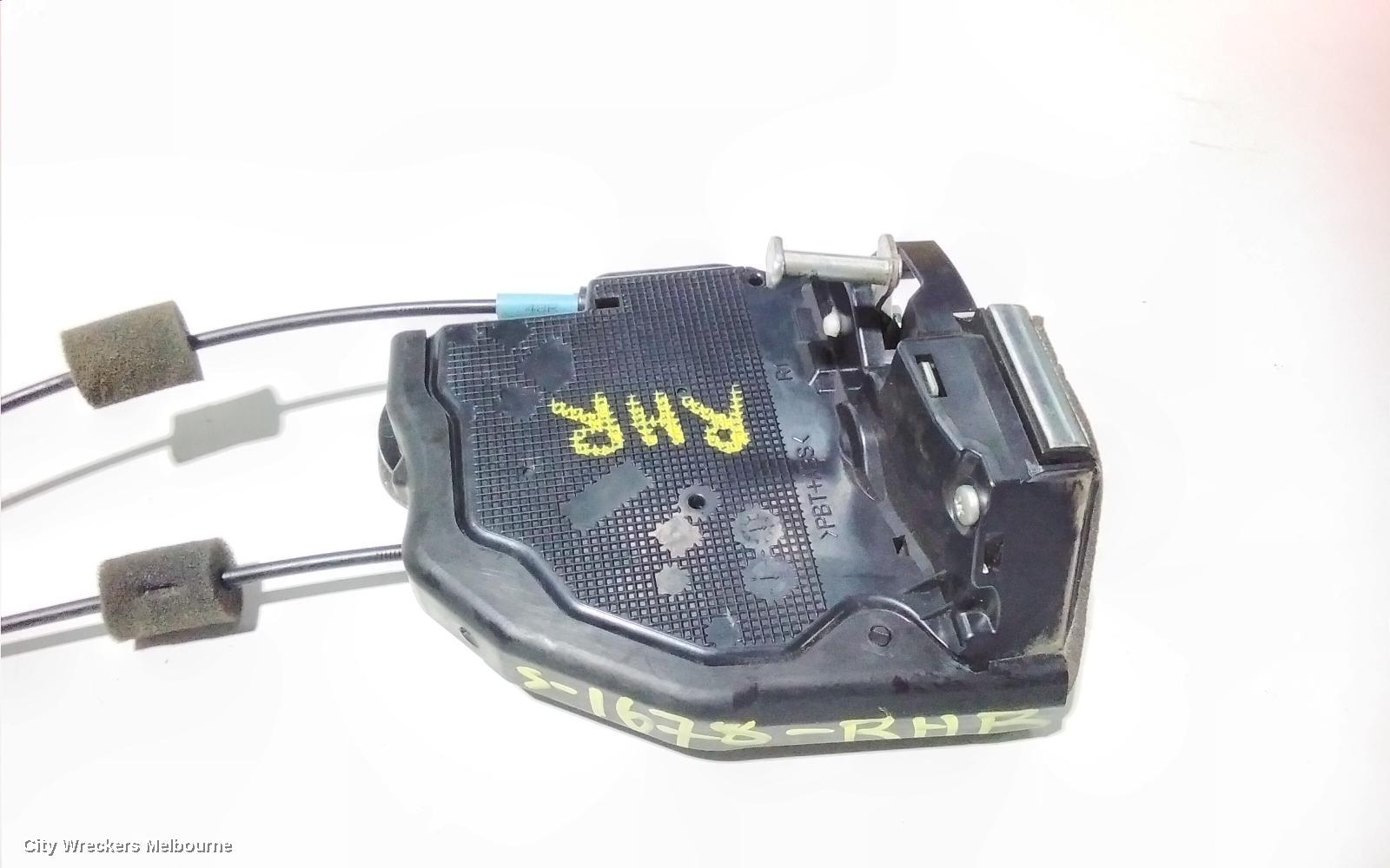 TOYOTA RAV4 DOOR/BOOT/GATE LOCK, RIGHT REAR DOOR LOCK, ACA33, 11/2005 - 11/2012