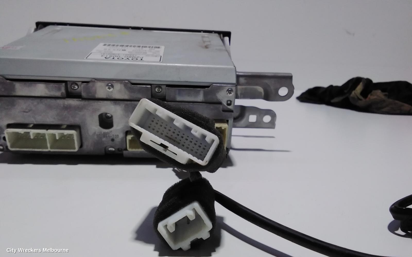 TOYOTA YARIS RADIO/CD/DVD/SAT/TV, SINGLE DISC CD PLAYER (P/N ON FACE 22842), NCP13#, 08/2011 - 12/2019