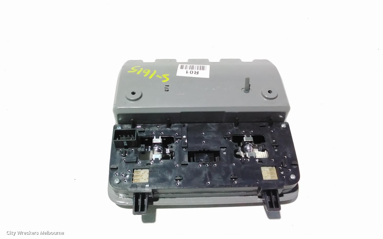 HYUNDAI ACCENT COURTESY LIGHT, FRONT, W/ SUNGLASS HOLDER TYPE, RB, 07/2011 - 12/2019