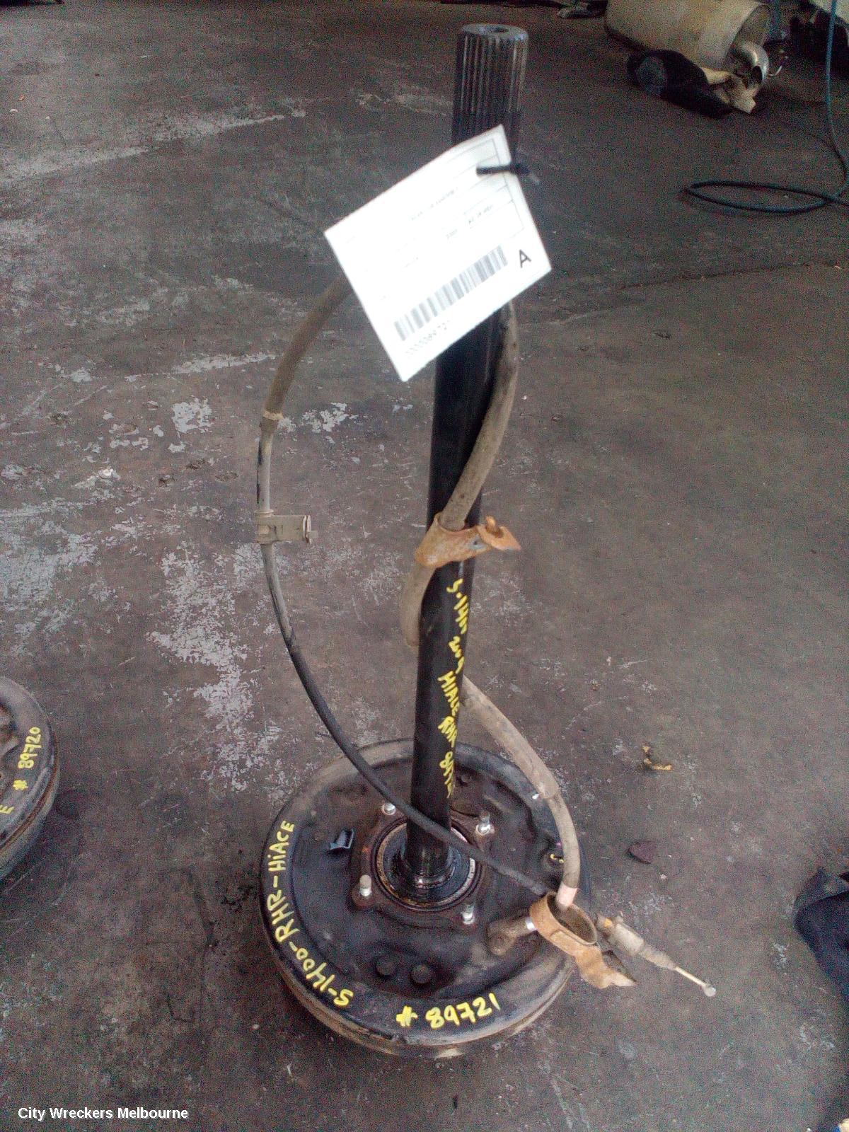 TOYOTA HIACE RIGHT REAR HUB ASSEMBLY, TRH/KDH, 03/2005 - 04/2019