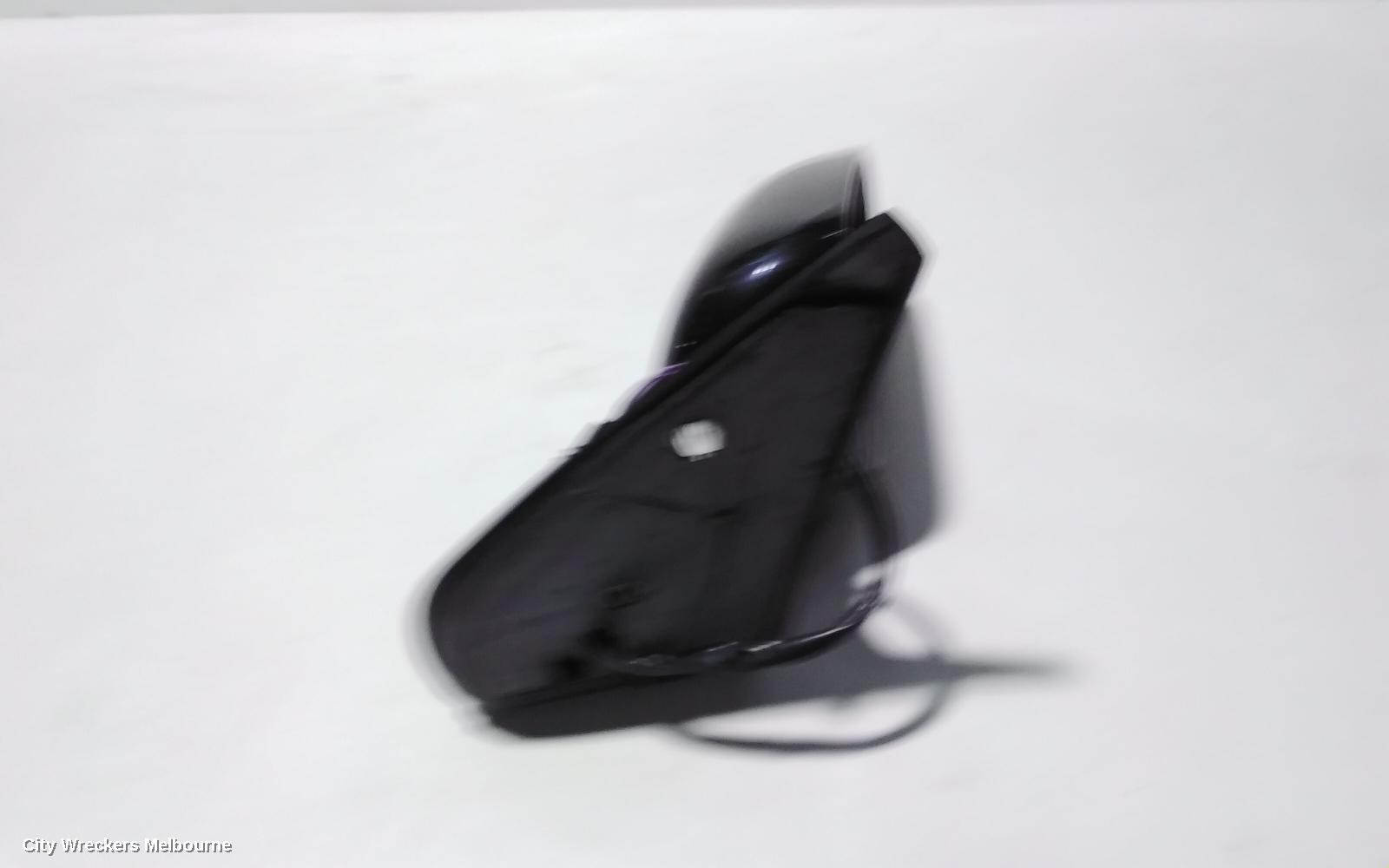 VOLKSWAGEN PASSAT RIGHT DOOR MIRROR, 3B/GP, MANUAL FOLDING TYPE (1 PLUG 5 WIRE), 03/1997 - 11/2005