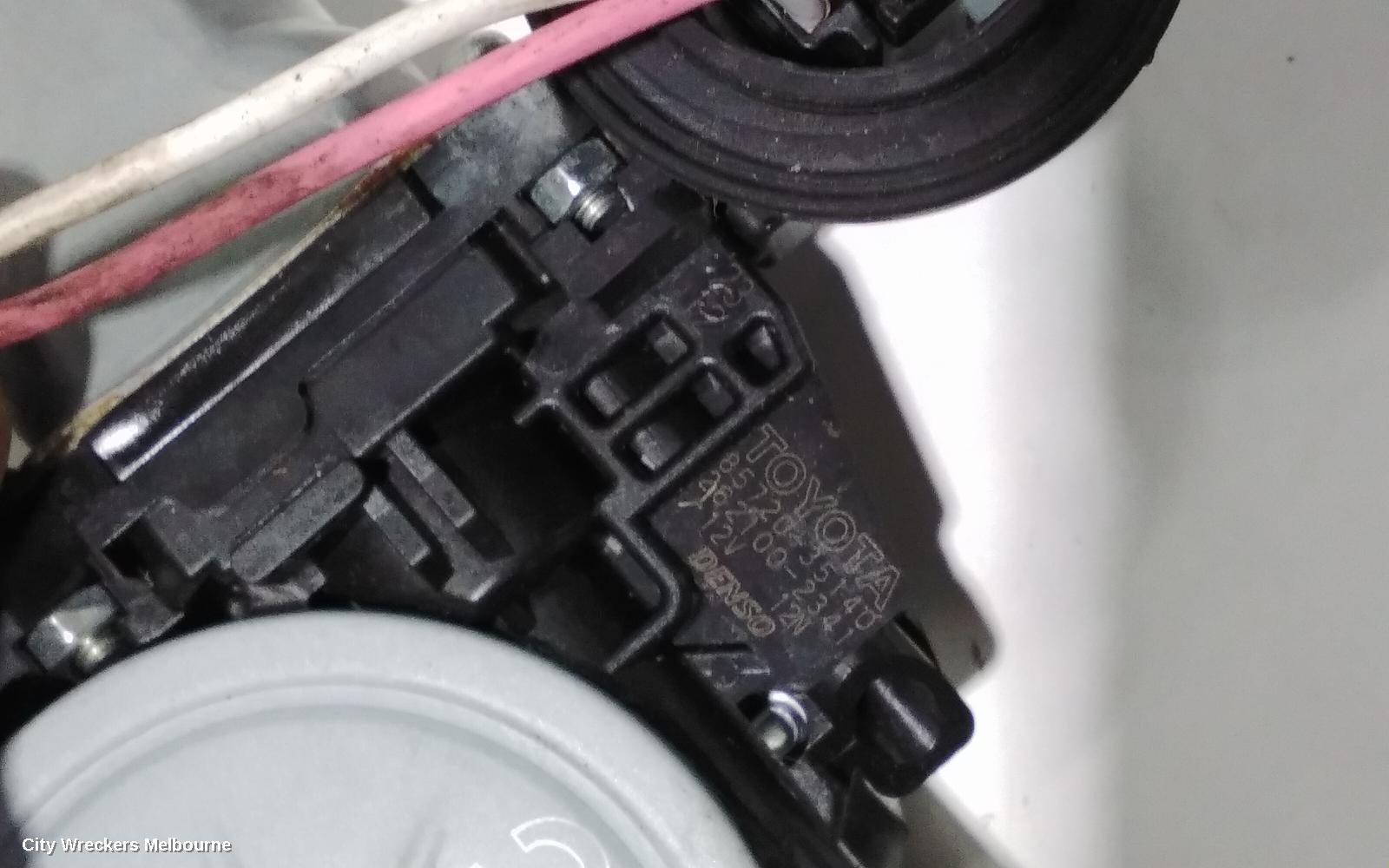 TOYOTA COROLLA LEFT FRONT WINDOW REG/MOTOR, ZRE152/20153R, 03/2007 - 10/2013