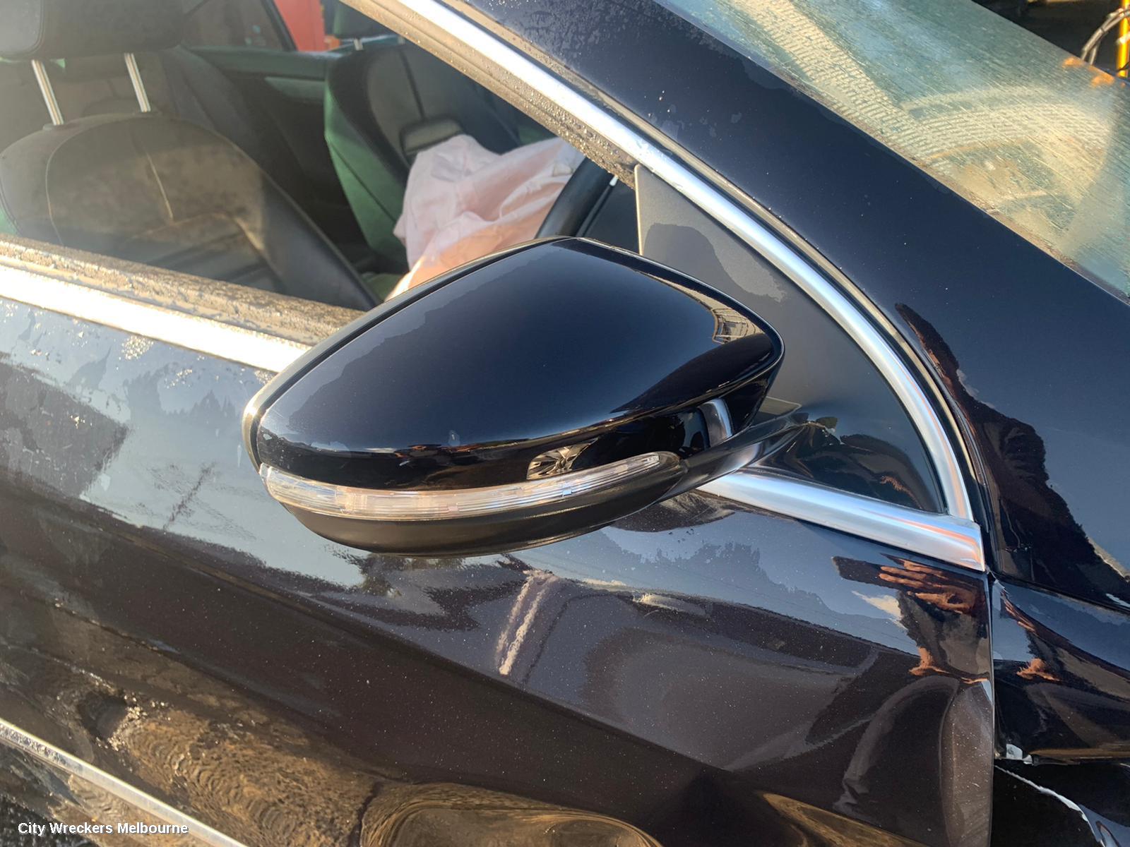 VOLKSWAGEN PASSAT REAR GARNISH, BOOTLID LAMP (LH SIDE), 3CC, SEDAN, 01/2009 - 02/2012