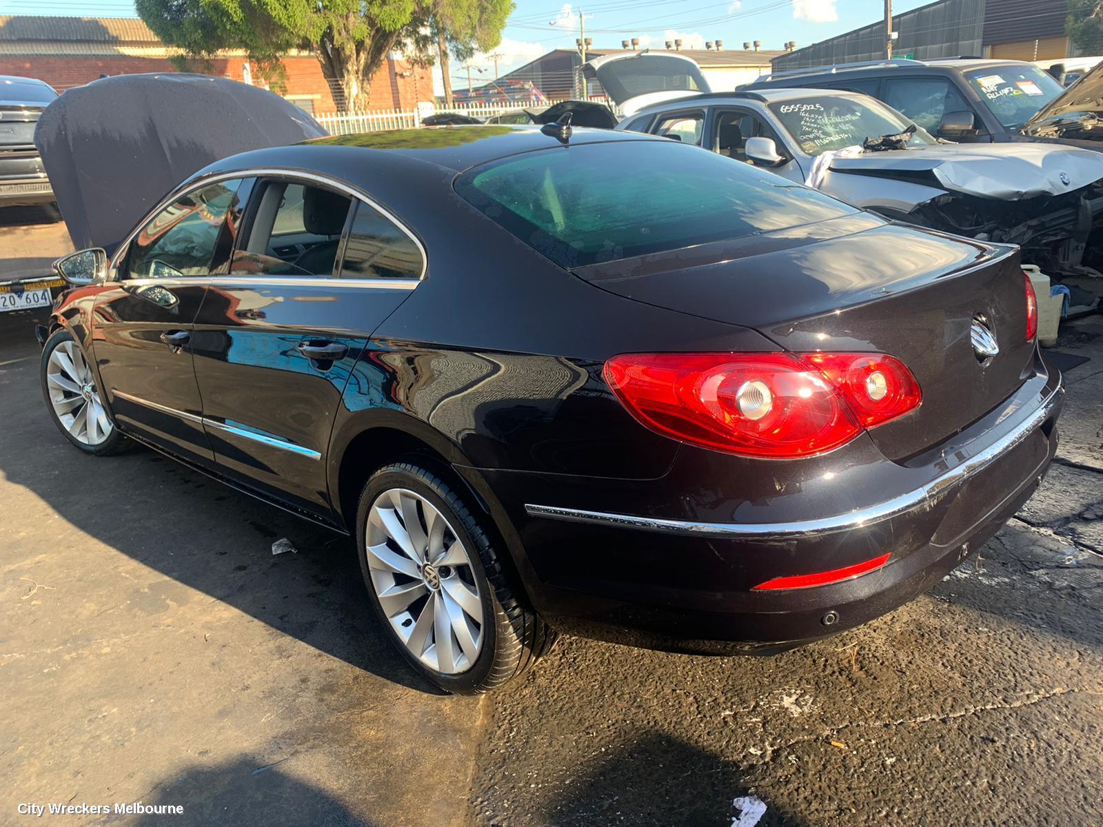 VOLKSWAGEN PASSAT REAR GARNISH, BOOTLID LAMP (LH SIDE), 3CC, SEDAN, 01/2009 - 02/2012