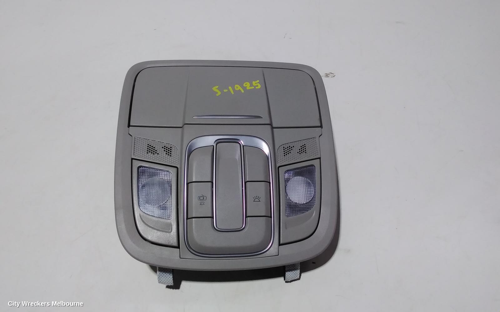 HYUNDAI SANTA FE COURTESY LIGHT, FRONT, W/ SUNROOF SWITCH, W/ SUNGLASS HOLDER TYPE, TM, 03/2018 ONWARDS