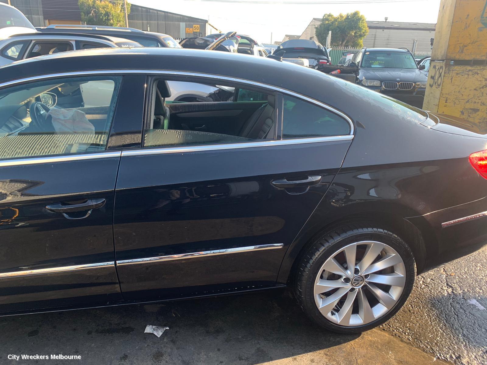 VOLKSWAGEN PASSAT REAR GARNISH, BOOTLID LAMP (LH SIDE), 3CC, SEDAN, 01/2009 - 02/2012