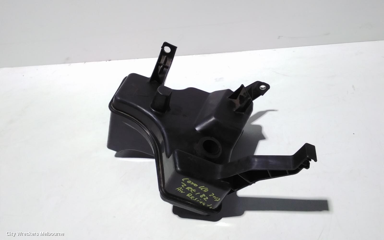 TOYOTA COROLLA AIR CLEANER/BOX, AIR RESONATOR, ZRE182R, HATCH, 10/2012 - 06/2018