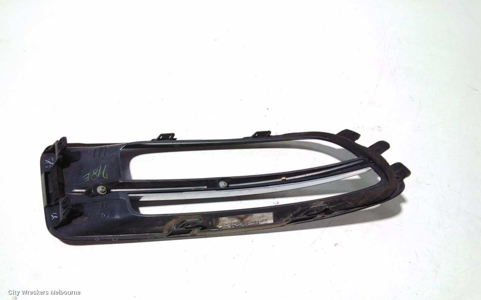 MAZDA CX9 LEFT INDICATOR/FOG/SIDE, BUMPER FOGLAMP, TB, 12/2007 - 06/2009