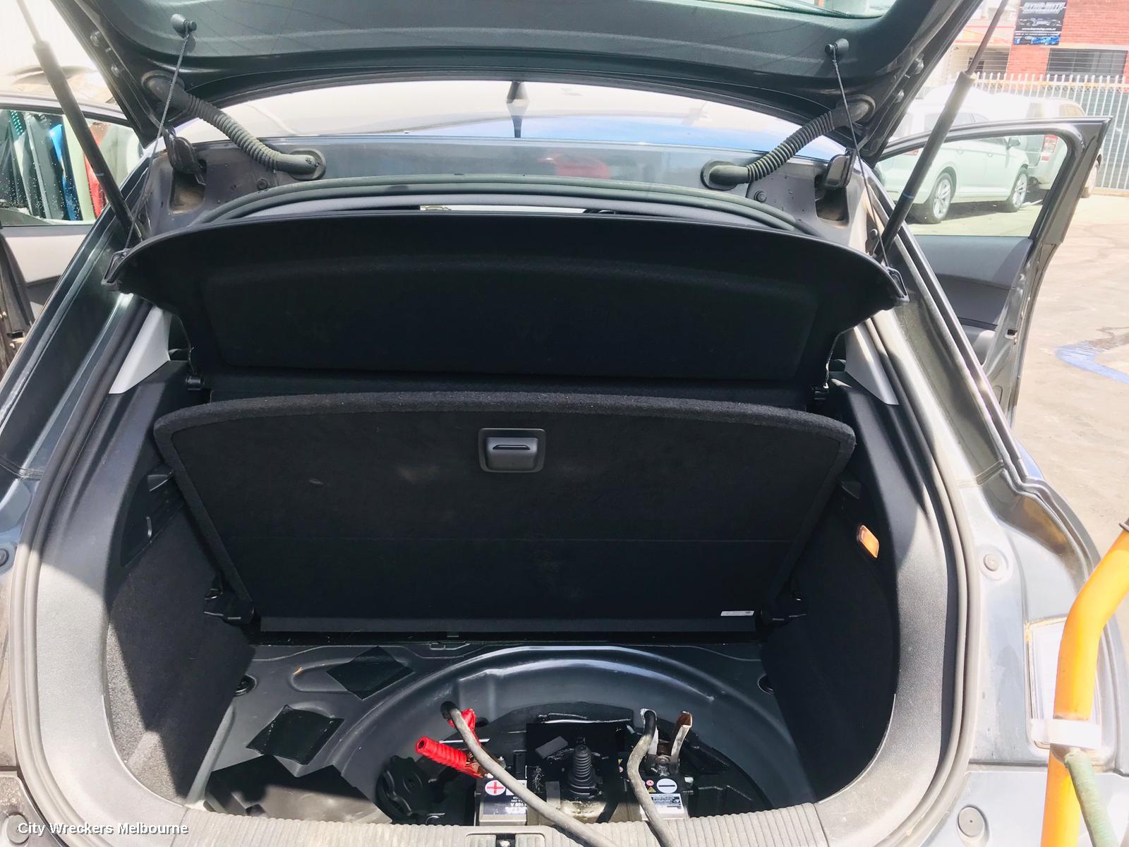 AUDI A1 LEFT FRONT DOOR WINDOW, 8X, 5DR HATCH, 03/2012 - 10/2018