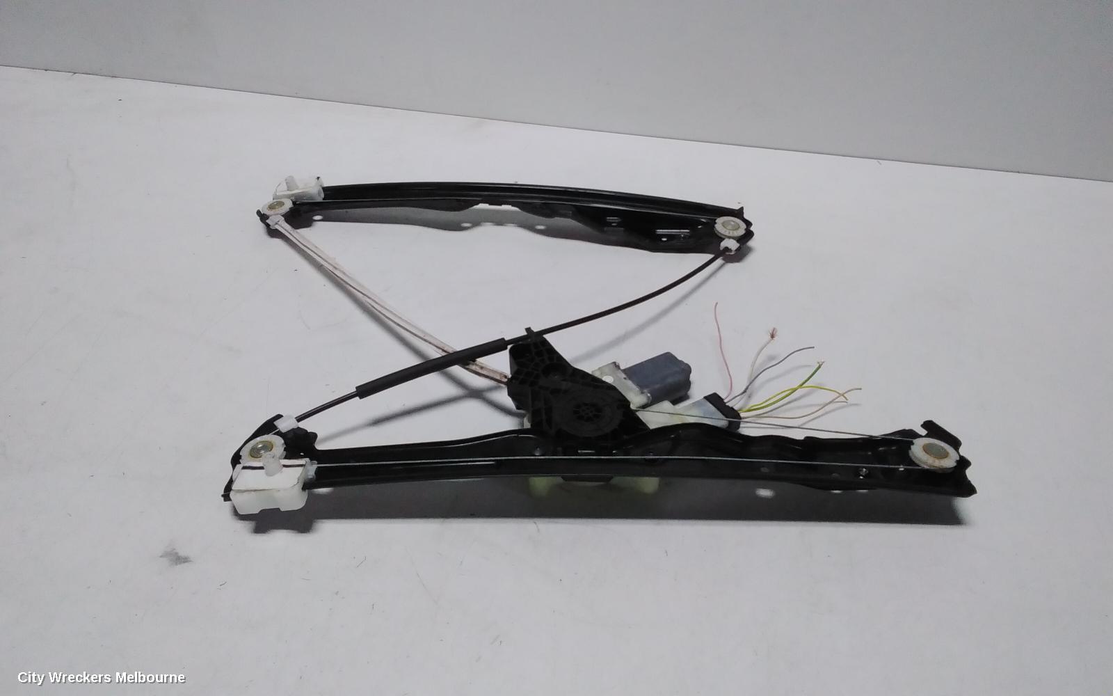 PEUGEOT 308 LEFT FRONT WINDOW REG/MOTOR, T9, 10/2014 - 05/2021