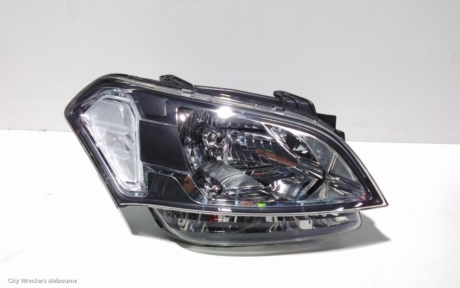KIA SOUL RIGHT HEADLAMP, AM, W/ AUTO LEVELING, 04/2009 - 08/2011