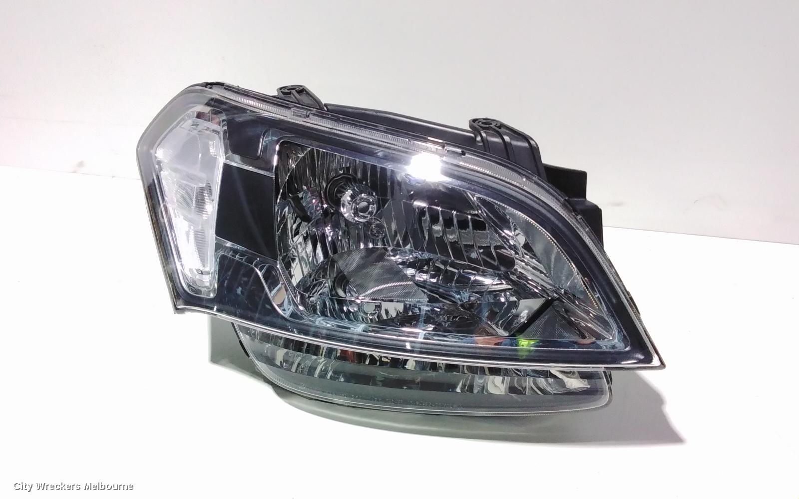 KIA SOUL RIGHT HEADLAMP, AM, W/ AUTO LEVELING, 04/2009 - 08/2011