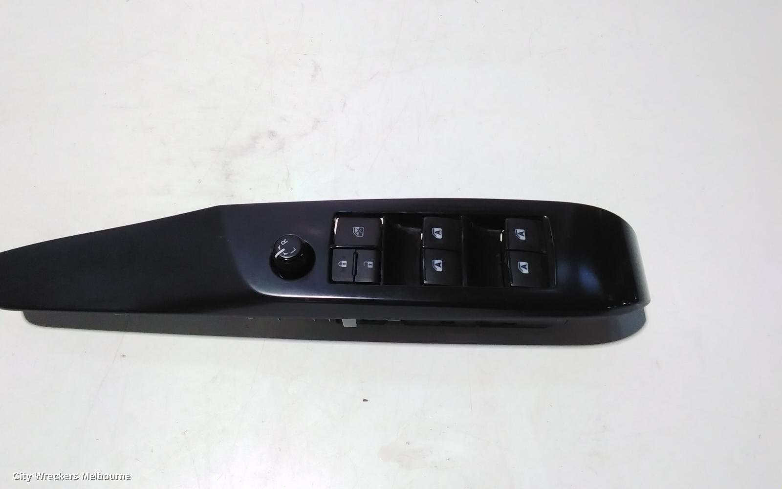TOYOTA CAMRY PWR DR WIND SWITCH, RH FRONT (MASTER SWITCH), XV70, 09/2017 - 01/2021