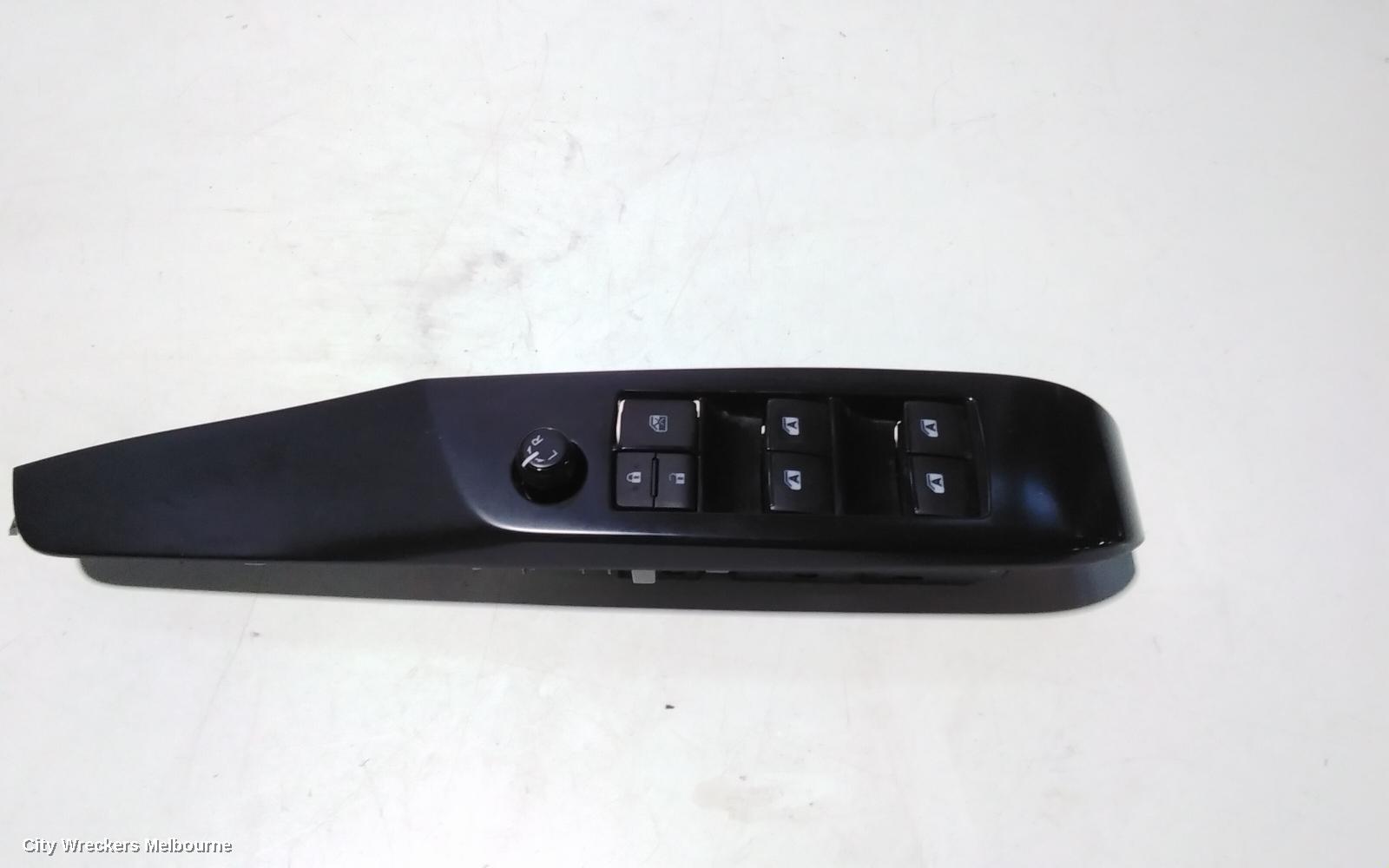 TOYOTA CAMRY PWR DR WIND SWITCH, RH FRONT (MASTER SWITCH), XV70, 09/2017 - 01/2021