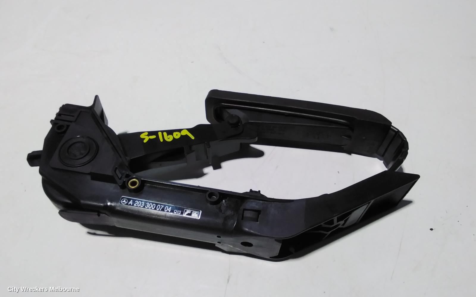 MERCEDES CLC CLASS PEDAL ASSEMBLY, CL203 08/2008 - 03/2011