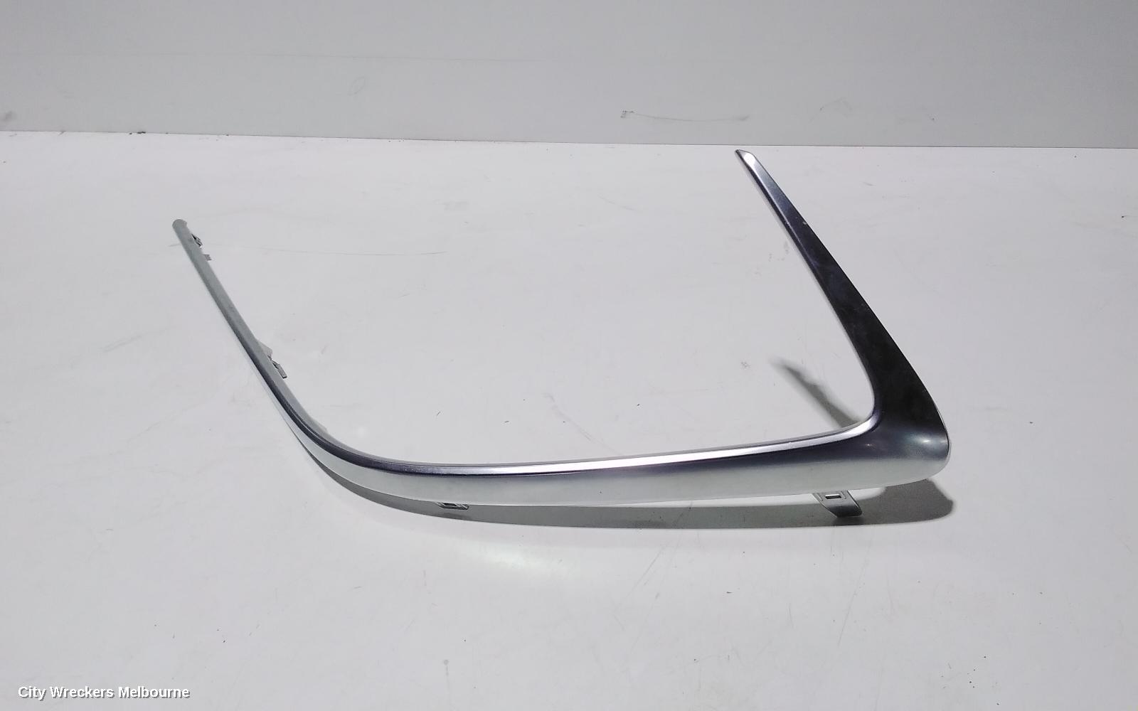TOYOTA COROLLA, E210, 07/2018 ONWARDS, RIGHT BUMPER CHROM CHECK PHOTO   R/H : 89875