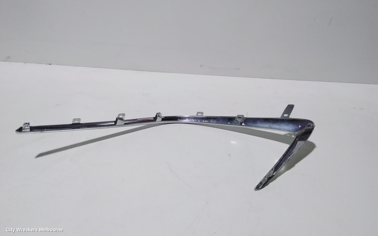 TOYOTA COROLLA, E210, 07/2018 ONWARDS, RIGHT BUMPER CHROM CHECK PHOTO   R/H : 89875