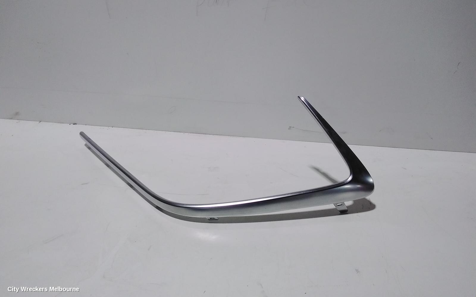 TOYOTA COROLLA, E210, 07/2018 ONWARDS, RIGHT BUMPER CHROM CHECK PHOTO   R/H : 89875