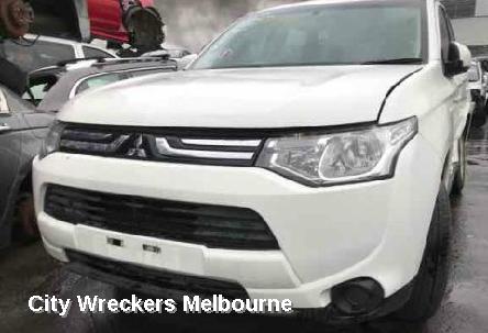 MITSUBISHI OUTLANDER LEFT FRONT WINDOW REG/MOTOR, ZJ-ZK, 10/2012 ONWARDS