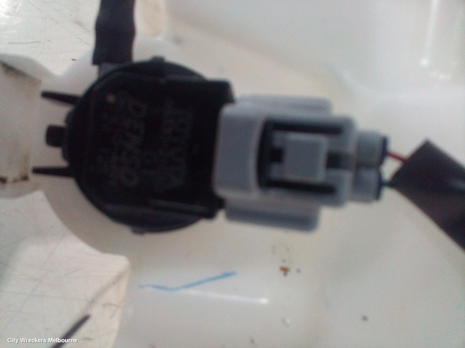 TOYOTA CAMRY WASHER BOTTLE, ASV50/AVV50, 12/2011 - 10/2017