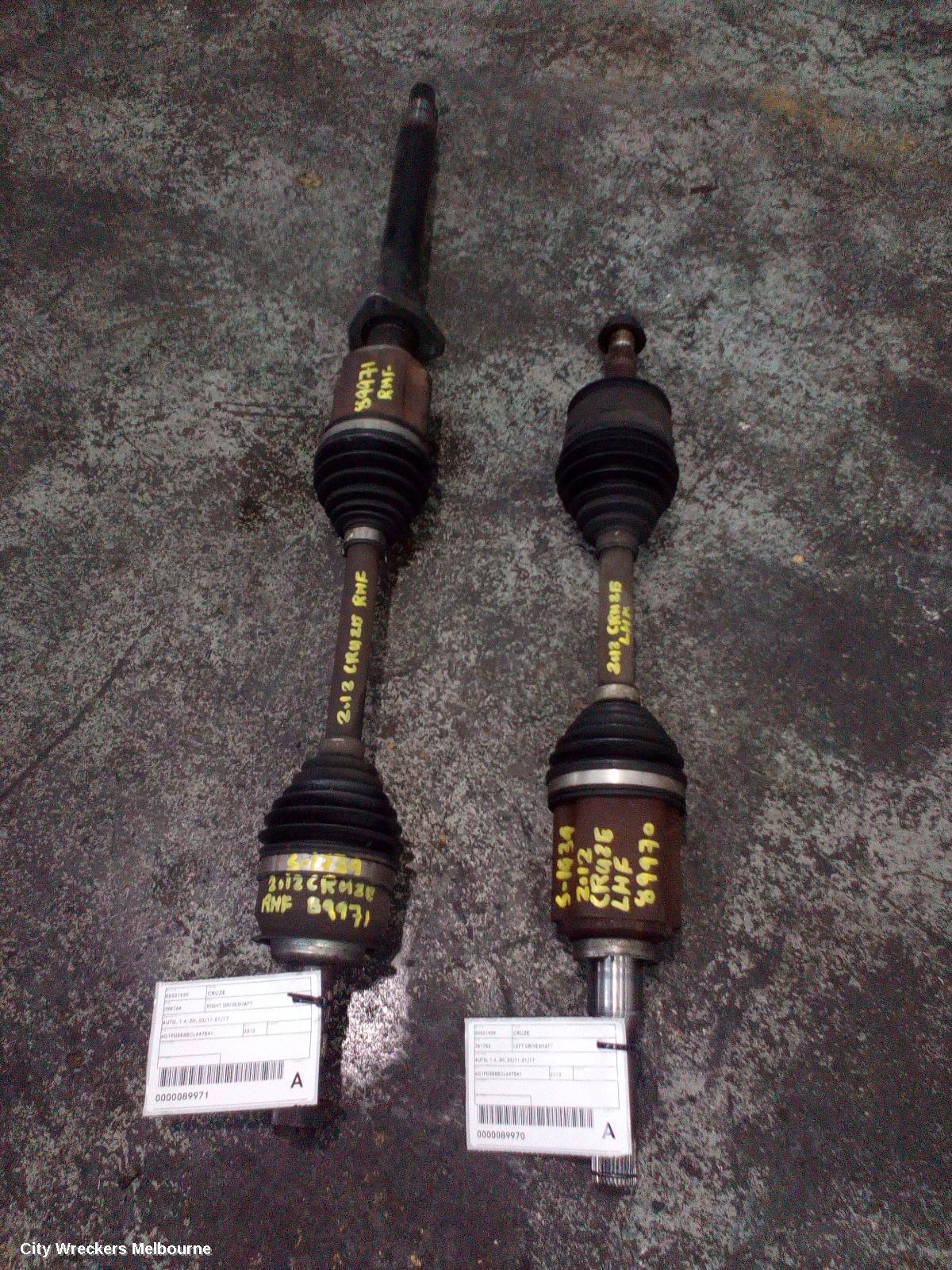 HOLDEN CRUZE RIGHT DRIVESHAFT, AUTO, 1.4, JH, 03/2011 - 01/2017