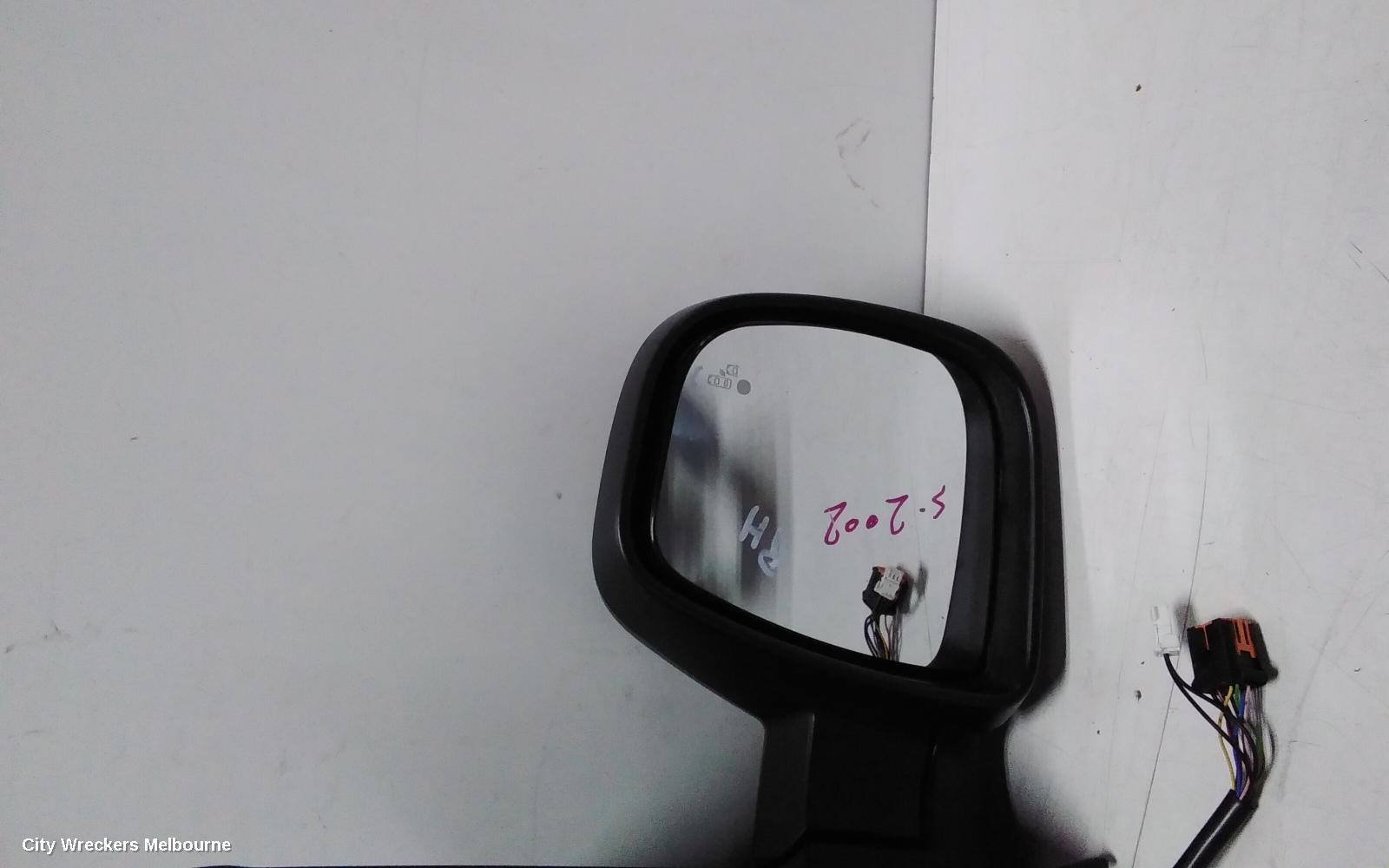 PEUGEOT EXPERT RIGHT DOOR MIRROR, K0, MANUAL FOLD, MATTE BLACK, NON BLIND SPOT TYPE, 04/2018 ONWARDS