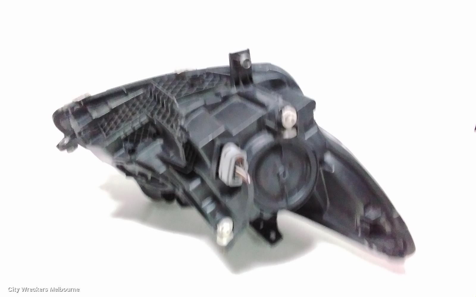 MERCEDES VITO LEFT HEADLAMP, 447, HALOGEN, BLACK INSERT TYPE, 03/2015 ONWARDS